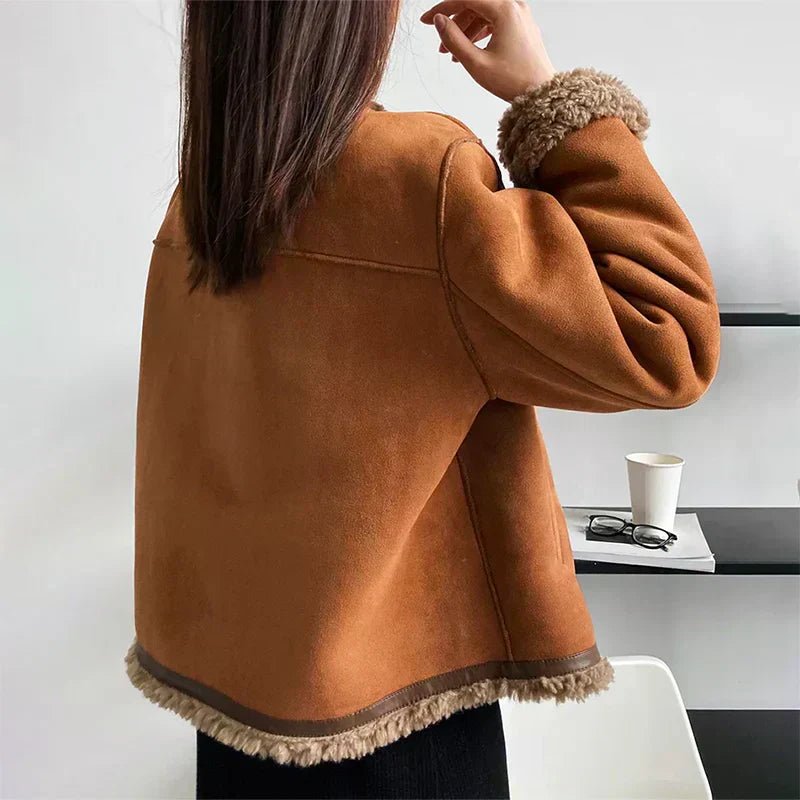 Eleanor | Relaxed-Fit Button-Front Cropped Shearling Jacket