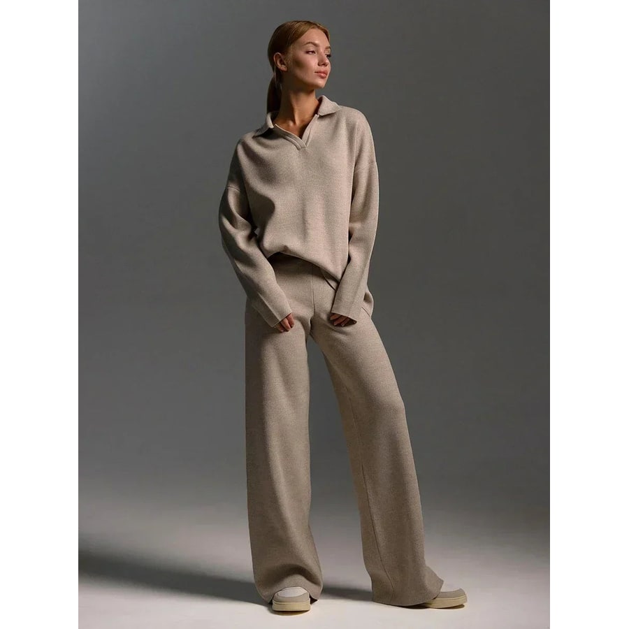 Women's Two Piece Loungewear Set with Oversized Hoodie and Sweatpants