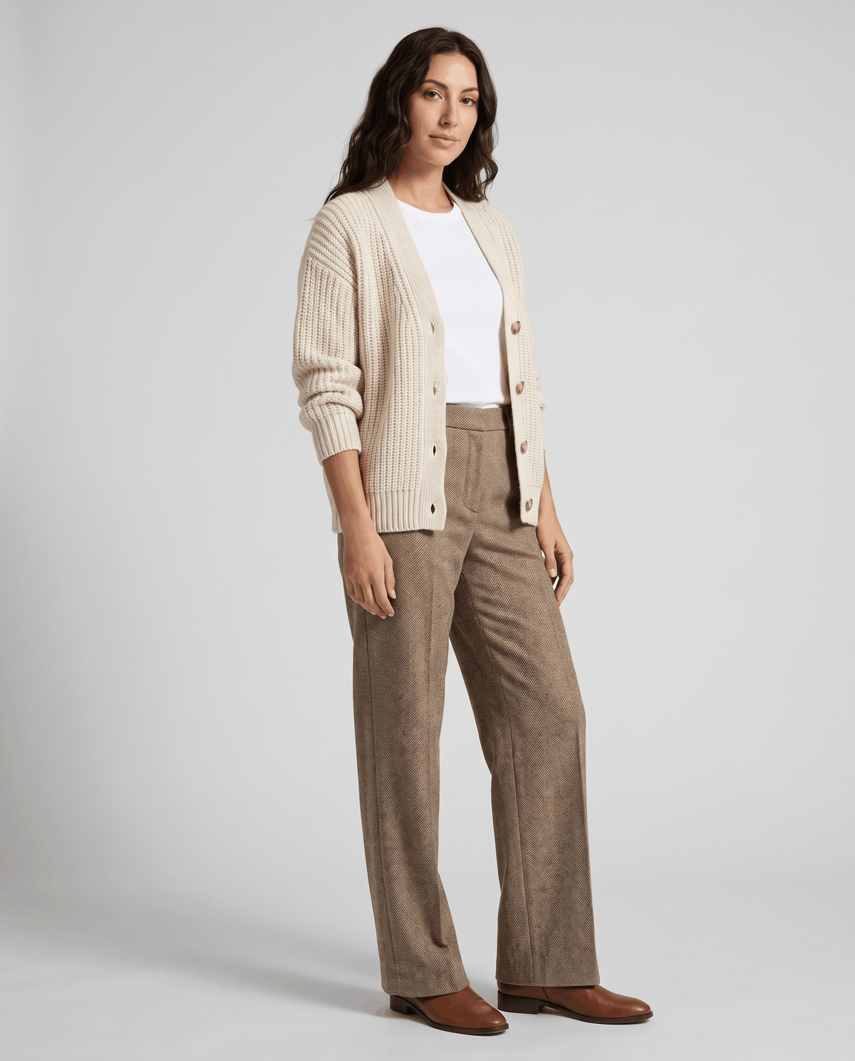 Wool-Blend Straight-Leg Trousers – Pressed Crease, Belt Loops & Slant Pockets | Coralie