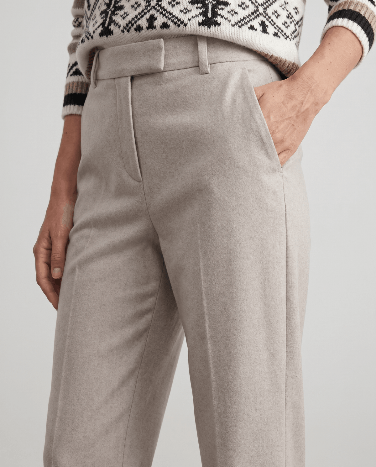 Wool-Blend Straight-Leg Trousers – Pressed Crease, Belt Loops & Slant Pockets | Coralie